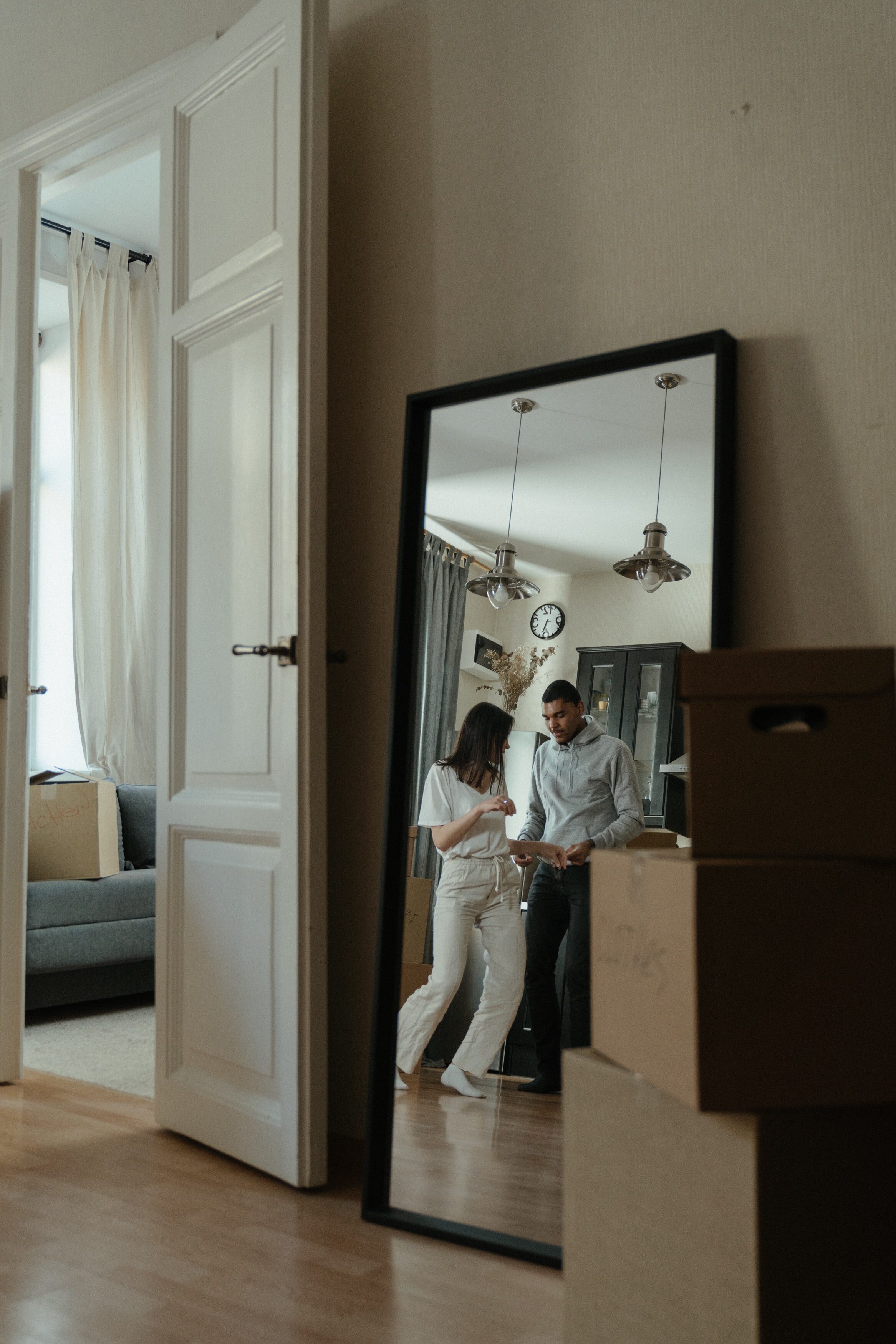 How to Ship Mirrors by Post or Courier